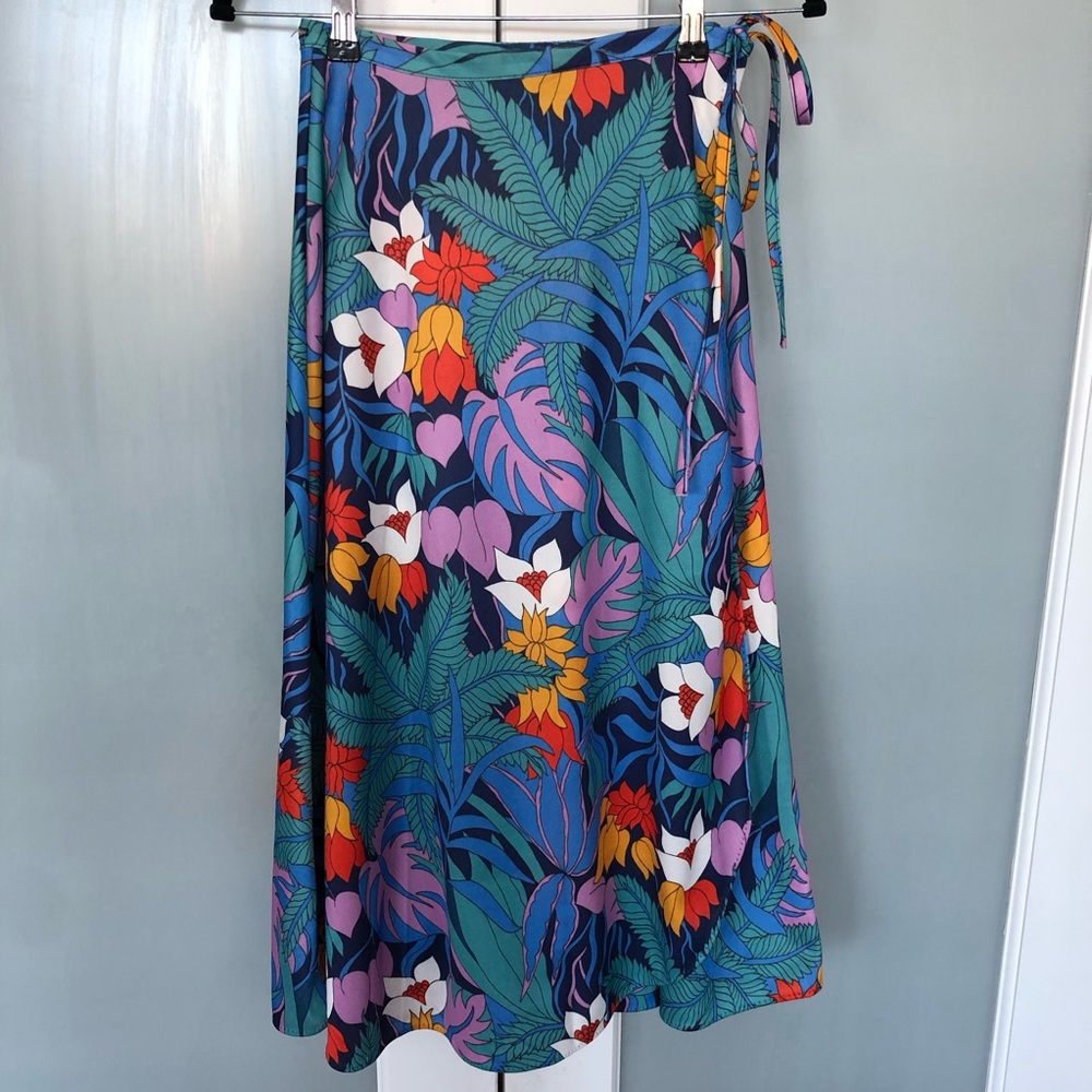 Vintage tropical print wrap skirt
